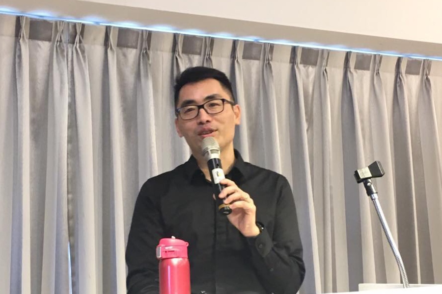 關於死亡的18天課　經歷瀕死的牧師，找到苦難的答案